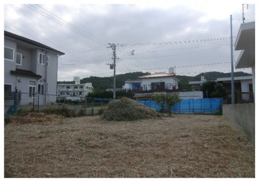 与那原町板良敷の土地