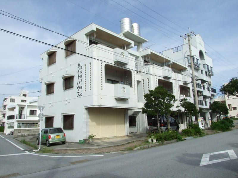 タイトハウス外観